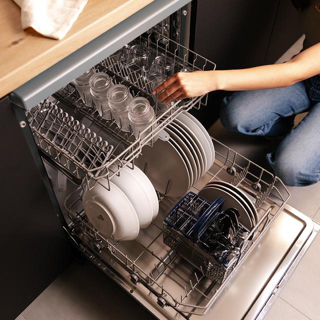Bolero Aguazero 6110 Inox Lavavajillas Bolero acabado inox de 60cm, 13 cubiertos y 6 programas. Con funciones Media Carga, programa 3 en 1, Delay Start, Dry+, FullTouch y ChildLock
