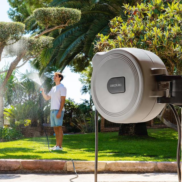 HydroShell 30 Tambor de manguera de 30m. SlowReturn Technology. Diseño portátil y ergonómica. Incluye boquilla simple y pistola pulverizadora de 8 funciones. Conexión universal 3in1.