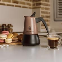 Piccolina 200 Bronze Moka fabbricata in acciaio inossidabile di alta qualità ideale per 4 tazze di caffè.