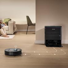 Conga X50 Robot aspirateur. Moteur d’aspiration de 15000 Pa. Base 4 en 1. Technologie laser. Tissus rotatifs. Brosse latérale. Application, connexion Bluetooth et Wi-Fi pour les réseaux de 2,4 GHz.