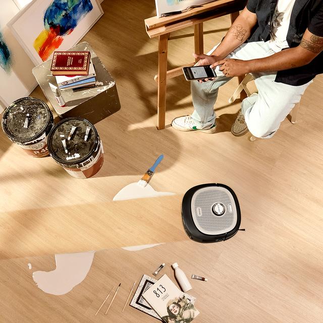 Conga Z100 Robot aspirador especialista en fregado con tecnología AI LaserEye. Fregado profesional con su mopa bimaterial XXL. Base total de autovaciado de polvo, de agua y limpieza de las mopas.  20000 Pa de presión de succión. APP y vinculación con Bluetooth y rededs 2,4 y 5 Ghz.