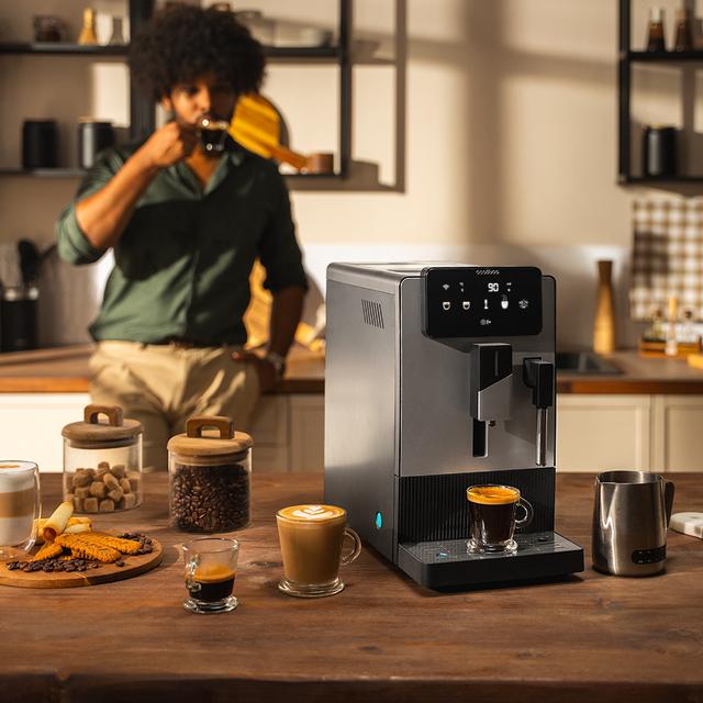 Cremmaet Steam Cafetera superautomática compacta con 19 bares, vaporizador y sistema Thermoblock.