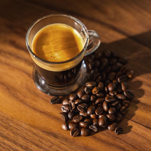 Cremmaet Steam Cafetera superautomática compacta con 19 bares, vaporizador y sistema Thermoblock.