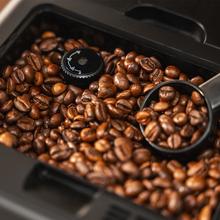 Cremmaet Latte Cafetera superautomática compacta con 19 bares, tanque de leche y sistema Thermoblock.