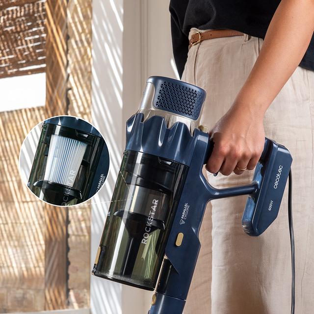 Conga Rockstar 800 Powerhead Titán Aspirapolvere verticale a fili. Potenza massima di 500 W e grande potere di aspirazione fino a 15 kPa. Serbatoio da 700 ml. Spazzola motorizzata. Tubo telescopico.