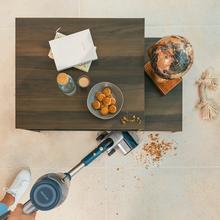 RZ90 AI AquaPet Flex Connected Aspirador escoba sin cables con base de autovaciado. 310 AW y 850 W. Tubo flexible. Inteligencia Artificial y contador de partículas. APP. Cepillo de animales y accesorio WaterTank de fregado.