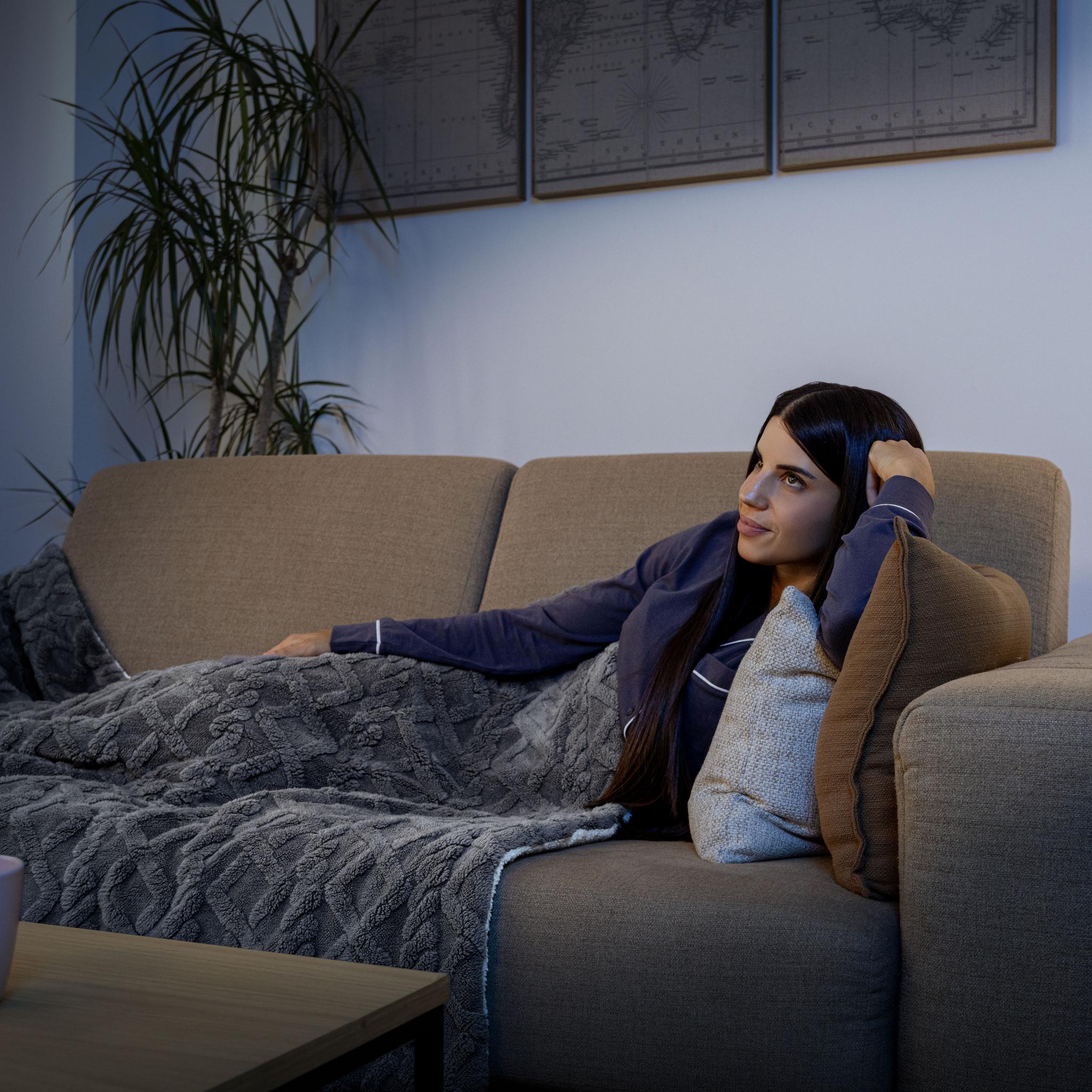 Couverture Électrique Chauffante CECOTEC HeatConfort Noa 200x180 Cm - 130W, 10 Niveaux, Arrêt Auto, Fausse Fourrure Douce