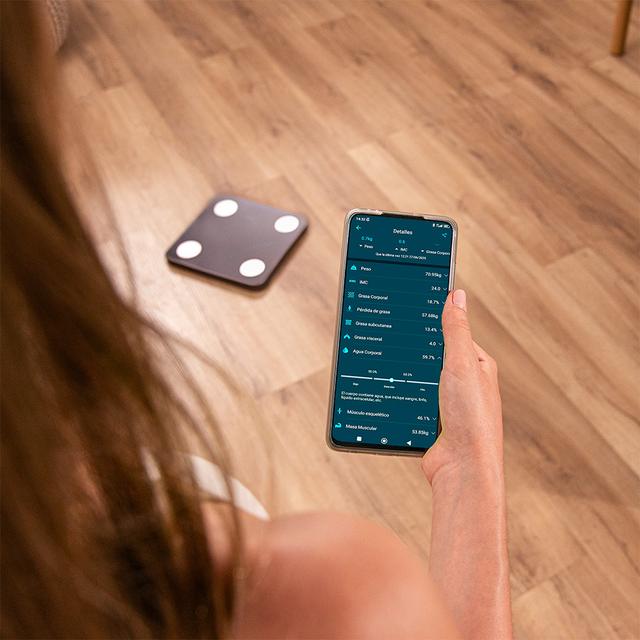 Surface Precision HealthySmart Balança inteligente com aplicativo, Bluetooth e 25 parâmetros, 28x28 cm, tela LCD, capacidade máxima de 180 kg.