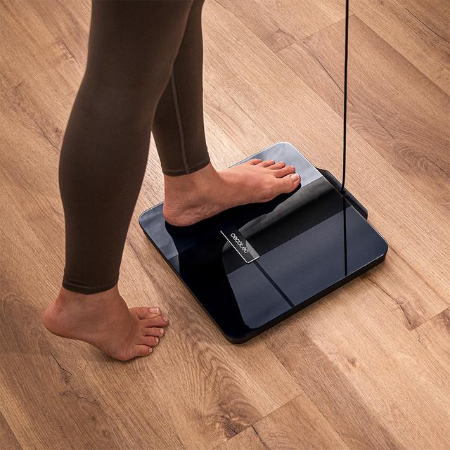Surface Precision HealthySmart Pro Báscula de Baño Premium con App, Tecnología BIA, 25 Parámetros, Pantalla LCD y 8 Sensores de Alta Precisión