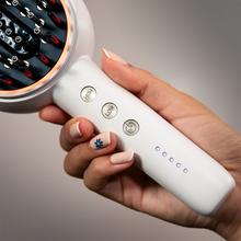 HairCare Revitalize TotalCare, Cepillo Reparador con Microcorrientes EMS, Luz LED Roja y Azul, Aplicador de Serum y 5 Niveles de Intensidad, Nutre, Reafirma y Fortalece el Cabello desde la Raíz