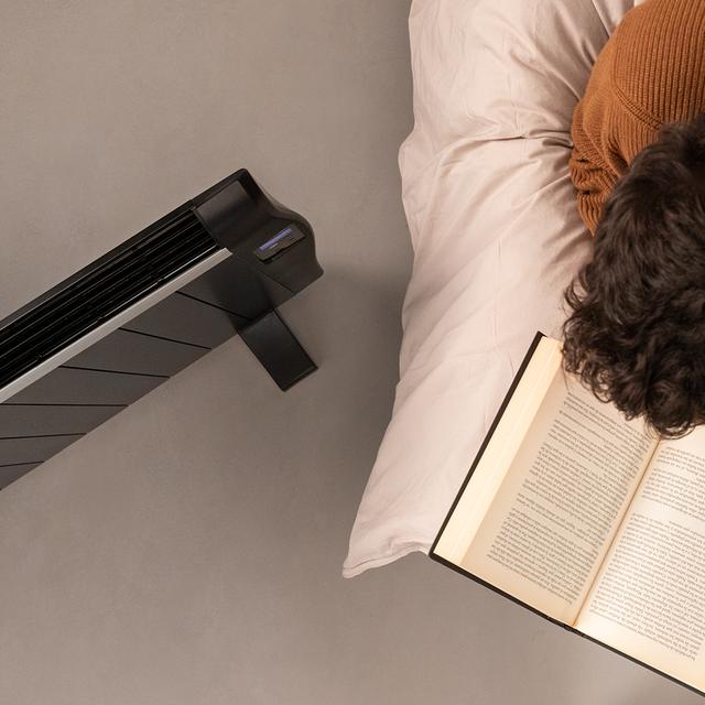 ReadyWarm 2100 Thermal Black Emisor térmico con 10 elementos y 1500 W, pantalla LCD, mando a distancia, temporizador programable, selección de temperatura, cobertura de 20 m² y máxima seguridad.