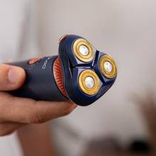 PrecisionCare Aluminium Pro: Afeitadora Rotativa, 80 mins de Autonomía, Pantalla, Cuchillas de Titanio, Base de carga