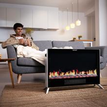 ReadyWarm 7500 3in1 Total Flames Caminetto elettrico da 2000W con termostato regolabile, tecnologia ceramica. Offre 2 modalità di funzionamento, sistema di convezione e telecomando.