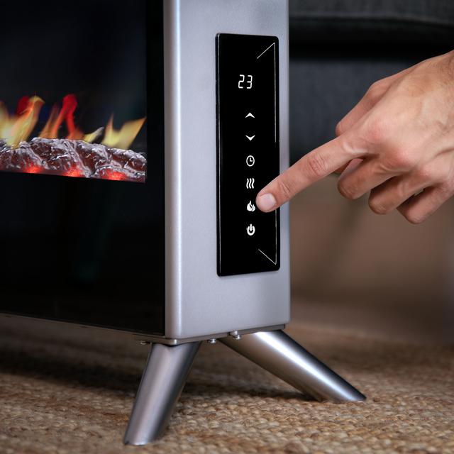 ReadyWarm 7500 3in1 Total Flames Caminetto elettrico da 2000W con termostato regolabile, tecnologia ceramica. Offre 2 modalità di funzionamento, sistema di convezione e telecomando.