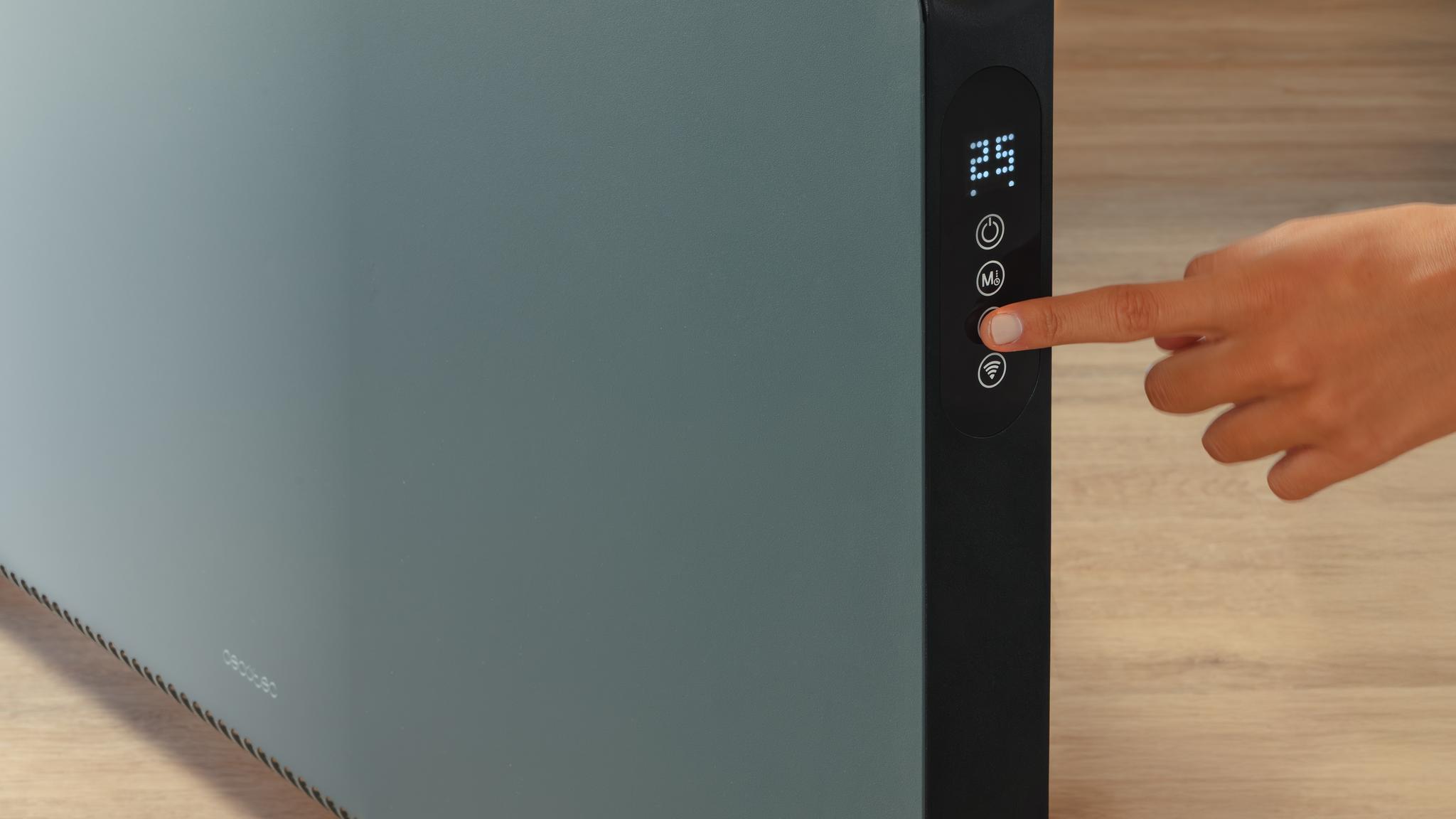 Pantalla LED y panel táctil