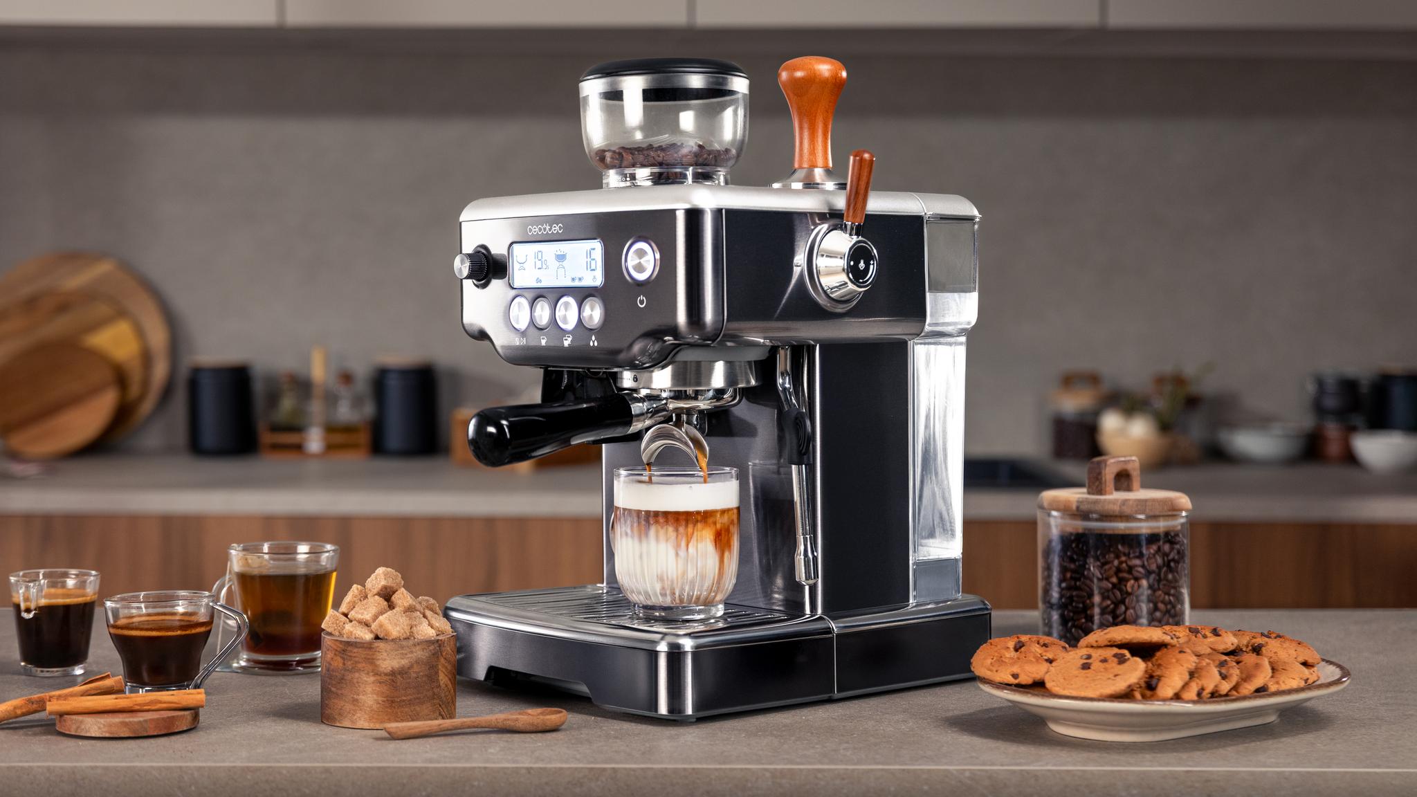 Prepara café e infusiones al mismo tiempo.