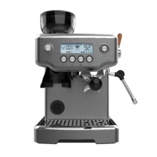 Power Espresso 20 Barista Steel & Grind Barista-Siebträgermaschine mit 20 Bar Pumpendruck, integriertem Kegelmahlwerk, Dampfrohr, Pre-Infusionssystem und einem dualen Thermoblock-Heizsystem.