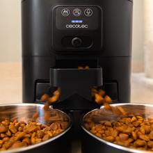 Pumba 8600 Double Meal Vision Distributeur automatique de nourriture pour animaux de compagnie avec deux bols, contrôle via Wi-Fi, caméra, enregistreur vocal, capacité de 7 litres et contrôle des portions.