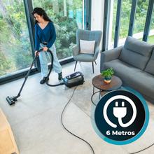 Conga Powerbag 5000 ProStyle Aspirador de trineo con bolsa. Aspira con potencia de 890 W, depósito de 5 L, filtro HEPA y control digital para limpiar a fondo cualquier superficie. Incluye accesorios, función soplador y diseño ergonómico para máxima comodidad.