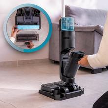 Freego S10 Nova Fregona eléctrica que friega y aspira simultáneamente para una limpieza rápida y profunda. Tiene tres modos de uso y un motor silencioso y potente. Su base de autolimpieza y larga autonomía facilitan el mantenimiento y uso.