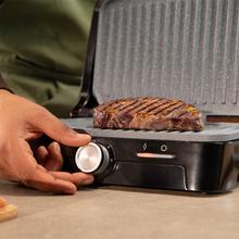 Rock'nGrill 2000 Full Open Parrilla eléctrica con 2000W. Revestimiento de piedra RockStone. Apertura 180º. Bandeja recogegrasas.