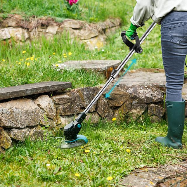 FastCut 4000 Freemove Decespugliatore multifunzione 4in1. Batteria 21V 4Ah.  Potenza di 650 W.  Testina regolabile. Tubo telescopico. Include accessori e ricambi.