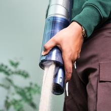 Scoba 3000 Aspirador vertical ligero con Motor Digital Brushless de 210 W y 20 kPa de presión de succión. Autonomía de hasta 40 minutos. Dos modos de succión. Cepillo Jalisco.