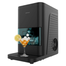 Chillin´Ice Sphere Produce esferas de hielo cristalinas de 55mm en 70 minutos. Capacidad de 8-10 esferas y depósito de agua de 1.2L. Incluye embudo y pinzas. 100W.