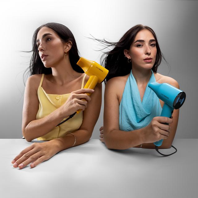 DryNova Red Sèche-cheveux Brushless, compact et léger avec moteur puissant de 1600 W, 110 000 tr/min, 2 accessoires, silencieux et durable, avec générateur d'ions et réglages multiples