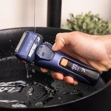 PrecisionCare X-Trimm ProElite 4000: Afeitadora Laminar con 4 Cuchillas, 60 mins de autonomía, Carga rápida, Pantalla, 7500 rpm