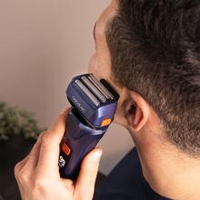 PrecisionCare X-Trimm ProElite 4000: Afeitadora Laminar con 4 Cuchillas, 60 mins de autonomía, Carga rápida, Pantalla, 7500 rpm