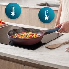 Sartén 24cm, Colección Gourmet+Sartén de 24 cm, apta inducción y todas las cocinas. Construcción de aluminio fundido de 5,5mm con fondo termodifusor encapsulado. Triple capa de revestimiento antiadherente ILAG de la mejor calidad libre de PFOAs.