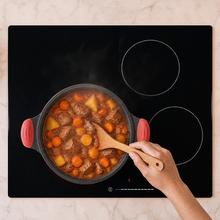 Cacerola alta 20cm, Colección GourmetCacerola de 20 cm, apta inducción y todas las cocinas. Construcción de aluminio fundido de 5,5mm con fondo termodifusor encapsulado. Triple capa de revestimiento antiadherente ILAG de la mejor calidad libre de PFOAs.
