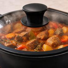 Cacerola alta 20cm, Colección GourmetCacerola de 20 cm, apta inducción y todas las cocinas. Construcción de aluminio fundido de 5,5mm con fondo termodifusor encapsulado. Triple capa de revestimiento antiadherente ILAG de la mejor calidad libre de PFOAs.