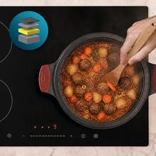 Cacerola baja 28cm, Colección GourmetCacerola de 28 cm, apta inducción y todas las cocinas. Construcción de aluminio fundido de 5,5mm con fondo termodifusor encapsulado. Triple capa de revestimiento antiadherente ILAG de la mejor calidad libre de PFOAs.