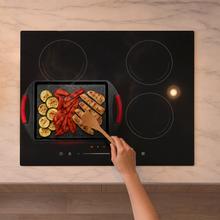 Plancha de asar 40x23cm, Colección Gourmet+Plancha de asar de 40x23cm, apta inducción y todas las cocinas. Construcción de aluminio fundido de 5,5mm con fondo termodifusor encapsulado. Triple capa de revestimiento antiadherente ILAG de la mejor calidad libre de PFOAs.