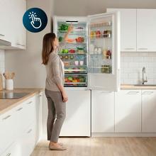Bolero CoolMarket Combi 356i Black Glass D Cecotec Bolero CoolMarket Combi 356i Black Glass D - Frigorífico Combi Cristal Negro, 356L, Ancho 59,5cm, Alto 200cm, Total NoFrost, Multi Airflow, Fast Freezing, FreshnessFlex HUB, HumidityFlex HUB y Puerta Reversible - Iluminación LED y Display Interior