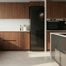 Bolero CoolMarket Combi 356i Black Glass D Cecotec Bolero CoolMarket Combi 356i Black Glass D - Frigorífico Combi Cristal Negro, 356L, Ancho 59,5cm, Alto 200cm, Total NoFrost, Multi Airflow, Fast Freezing, FreshnessFlex HUB, HumidityFlex HUB y Puerta Reversible - Iluminación LED y Display Interior