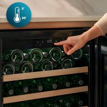 Bolero GrandSommelier BI 28000 Touch Matt Black Compressor Vinoteca completamente integrable con cristal negro mate, Apertura táctil mediante sensor, Zona temperatura 5ºC a 20ºC, Capacidad 28 Botellas, Dimensiones 45x60cm, Iluminación LED interior, Compresor integrado, Display LED Interior, Funcionamiento silencioso, 2 Estantes madera