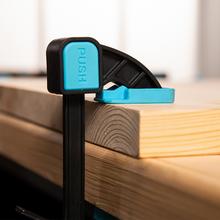 StrongComfort 740 Instant Evolution Set de sargentos de liberación y presión rápida para trabajos de carpintería o sujección o colocación en firme de piezas. 12 piezas. Hasta 70Kg de presión. Incluye pinzas de presión para trabajos de detalle.