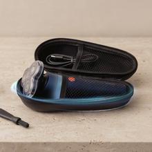 PrecisionCare Aluminium Premium Afeitadora rotativa con Motor Brushless, Función turbo, Base de almacenamiento, Estuche, IPX7