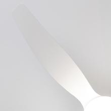 EnergySilence Aero 5600 Classic Iron&White Ventilador de techo de 40 W y 52” con mando a distancia, luz, 6 velocidades, 3 aspas, modo winter-summer y temporizador de hasta 8 horas.