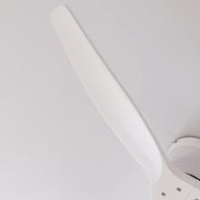 EnergySilence Aero 5400 Classic White&White Ventilador de techo de 40 W y 52” con mando a distancia, mando a distancia, 6 velocidades, 3 aspas, modo winter-summer y temporizador de hasta 8 horas.