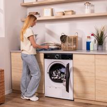 Bolero DressCode Dry 10180 Máquina de secar roupa de bomba de calor branca com capacidade de 10 kg, Classe E (equivalente à antiga Classe A++), 15 programas com secagem automática e funções Spa Care, Antirrugas, 3 níveis de intensidade de secagem, luz interior, Início Diferido, Stop&Go, KidLock e acessório para sapatos