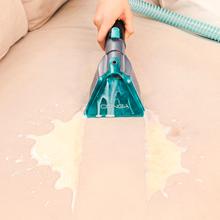 Conga 6000 Carpet&Spot Clean XL Pro Limpiatapicerías con 600 W de potencia. 14 kPa de presión de succión para desincrustar mejor la suciedad. Depósito de agua limpia de 1500 ml y de agua sucia de 850 ml. Radio de acción de 8 metros. 6 accesorios.