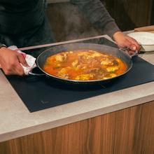 Bolero Squad I 4700 TitanicZone ShieldGlass Placa de Inducción con 4 Zonas, Potencia Total de 7400W, Touch Slider Control, 9 Niveles, TitanicZone, Zona Flex, Stop&Go, Booster, Temporizador Individualizado, Indicador de Calor Residual y Bloqueo de Seguridad para Niños