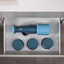 Gelatec EasyMove Heladera de mano con 5 programas. Mezcla vertical para textura cremosa y manejo intuitivo. Helados, sorbetes y bebidas heladas en 3 pasos.