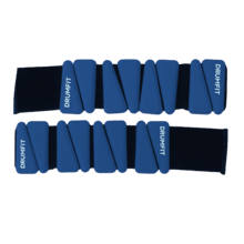 Drumfit AnkelBell SILICONE 1Kg x2: tobilleras/lastres de metal recubierto de silicona, resistentes al agua y al sudor. Se venden en par y ofrecen resistencia progresiva para brazos y piernas, con un ajuste cómodo que permite entrenar fuerza, cardio y tonificación con total libertad de movimiento.