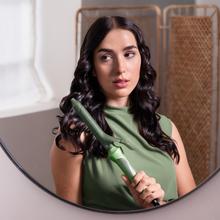 SurfCare CurlClip Olive: Rizador de Pelo con Pinza de 25 mm, Revestimiento de Cerámica con Queratina y Aceite de Argán, Calentamiento rápido, 5 Temperaturas, Apagado Automático, Guante y Bolsa de Termorresistente, Cable Giratorio