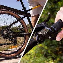 E-Xplore Pro Bicicleta eléctrica de montaña con cuadro de aluminio, ruedas de 27,5” y batería extraíble de 10,2 Ah, que ofrece una autonomía de hasta 55 km. Incorpora suspensión delantera Suntour de 100 mm, transmisión de 8 velocidades y frenos Tektro.